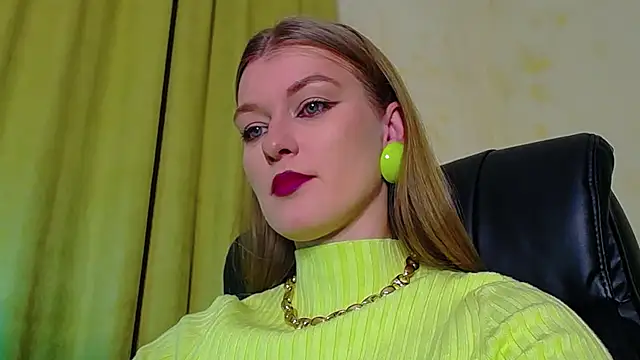 Snapshot of MysticVenus_ chatting on December 1, 3:06 pm MysticVenus online show from December 1, 3:06 pm