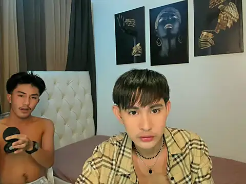 xxxhugecocktwinkxxx online show from November 8, 5:12 pm