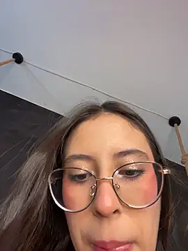 Juanita-Diaz online show from October 30, 8:42 pm