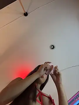 Snapshot of Juanita-Diaz chatting on January 6, 8:45 pm Juanita-Diaz online show from January 6, 8:45 pm