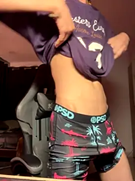 Snapshot of OopsAgain_ chatting on December 18, 1:44 am OopsAgain online show from December 18, 1:44 am