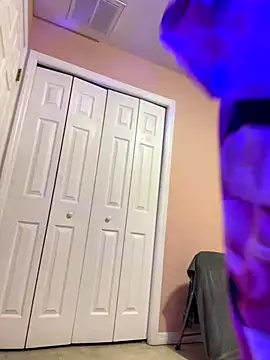 pocahonta69mermaid online show from September 25, 11:58 am