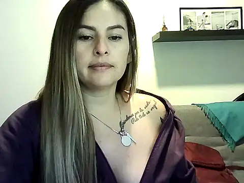 Valery  Rouse  online show from June 30, 10:33 pm