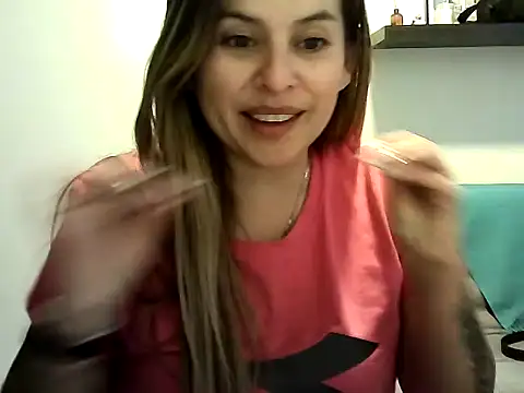 Valery  Rouse  online show from July 15, 10:04 pm