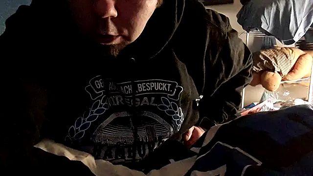 GeilerHSVFAN1989 online show from December 16, 8:03 pm