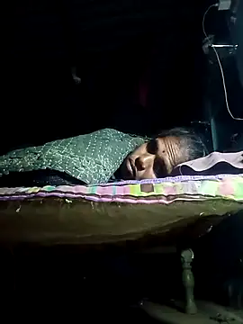 Hot-honi online show from November 15, 10:15 pm