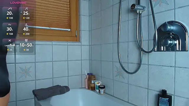 Snapshot of SashaSilk chatting on September 23, 8:12 pm SashaSilk online show from September 23, 8:12 pm