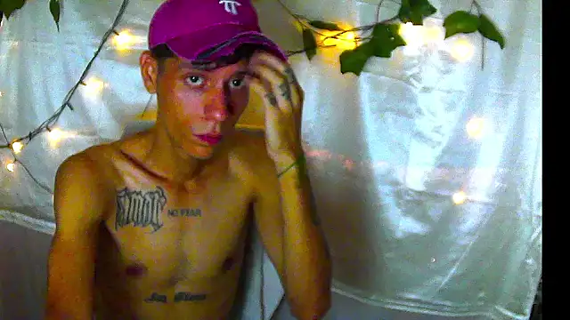 Crxxxsh online show from September 20, 7:15 pm