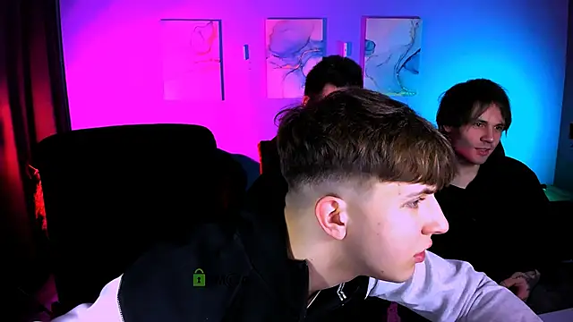 travis wolf  online show from February 16, 9:49 am