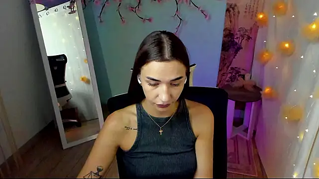 Snapshot of Bella_Night4 chatting on July 21, 6:38 am Bella Night4 online show from July 21, 6:38 am