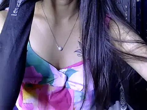 Riva arora01 online show from December 2, 10:42 am