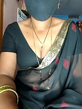 Snapshot of SindhuHappy chatting on May 4, 11:45 pm SindhuHappy online show from May 4, 11:45 pm