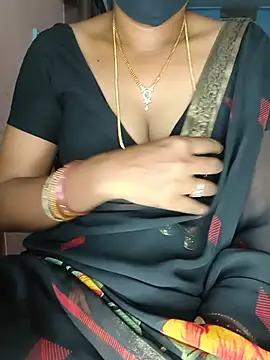 Snapshot of SindhuHappy chatting on June 15, 11:40 pm SindhuHappy online show from June 15, 11:40 pm