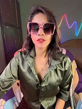 royeoy22 online show from July 26, 5:59 am