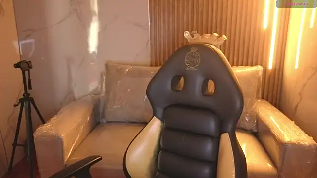  Charlotte Collins  online show from December 2, 2:56 pm