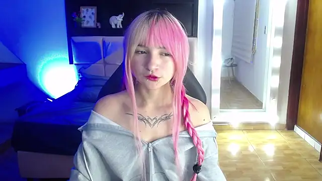  Charlotte Collins  online show from June 17, 3:35 pm