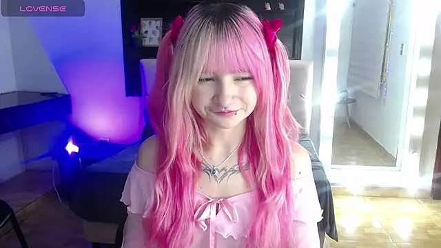  Charlotte Collins  online show from July 1, 4:29 pm