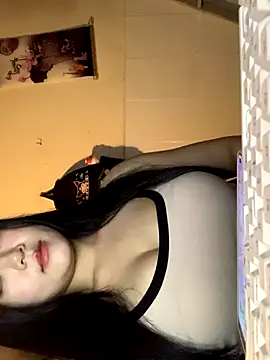 Snapshot of NanaaBae chatting on November 14, 6:39 pm NanaaBae online show from November 14, 6:39 pm