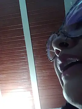 Snapshot of katty_lu chatting on November 29, 11:19 pm katty lu online show from November 29, 11:19 pm