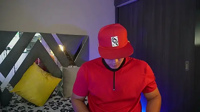 massimo vidal  online show from September 28, 3:01 am