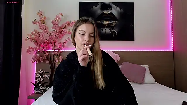 anexblondie online show from March 17, 1:58 pm