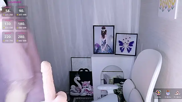 Snapshot of Scarlett-oracle chatting on December 2, 12:32 pm Scarlett-oracle online show from December 2, 12:32 pm