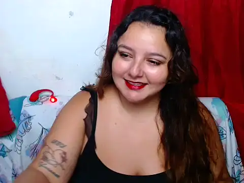 Snapshot of KeilyHall chatting on October 23, 9:30 am KeilyHall online show from October 23, 9:30 am