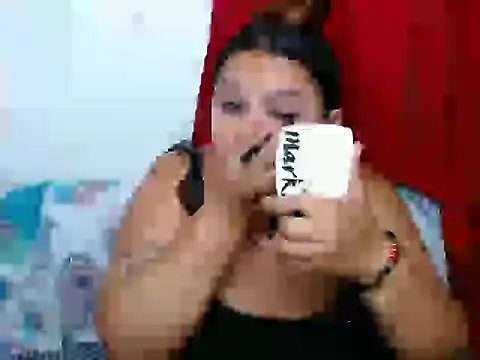 Snapshot of KeilyHall chatting on October 26, 5:13 am KeilyHall online show from October 26, 5:13 am