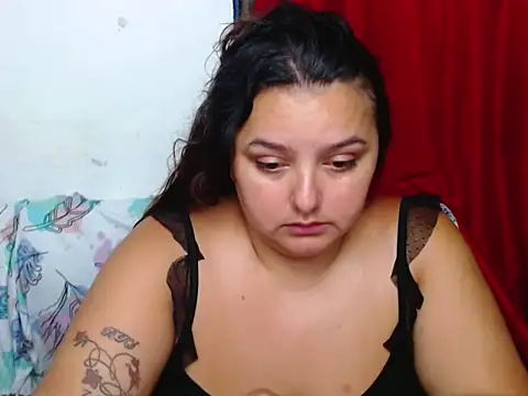 Snapshot of KeilyHall chatting on October 29, 4:15 am KeilyHall online show from October 29, 4:15 am