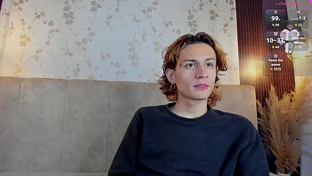 Snapshot of DarcyCullen chatting on September 16, 11:44 am DarcyCullen online show from September 16, 11:44 am