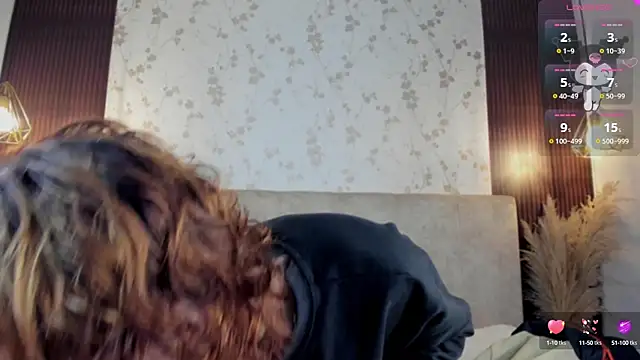 Snapshot of DarcyCullen chatting on September 18, 12:07 pm DarcyCullen online show from September 18, 12:07 pm