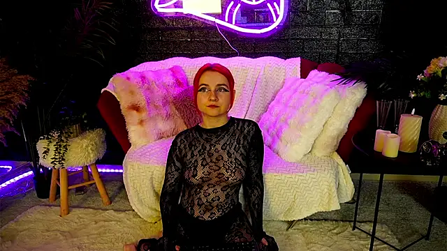 Snapshot of CherrySin chatting on June 12, 6:29 pm CherrySin online show from June 12, 6:29 pm
