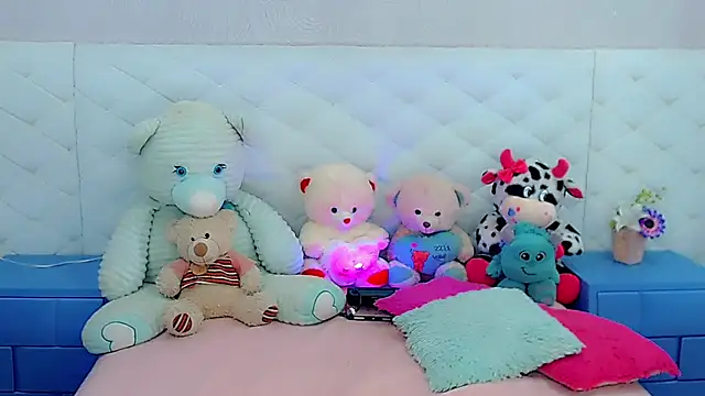 hanna sweett34 online show from December 3, 4:16 pm