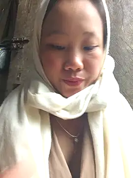 Snapshot of liu-liusexy chatting on May 3, 2:39 am liu-liusexy online show from May 3, 2:39 am