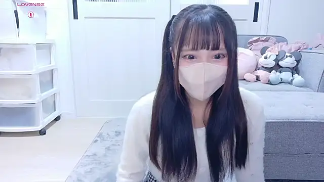 YURi luv online show from November 6, 11:33 am