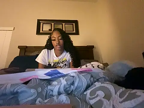 Brooke012 online show from March 10, 5:56 am