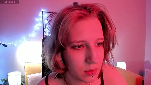 Hailey Foxy online show from October 19, 8:48 am