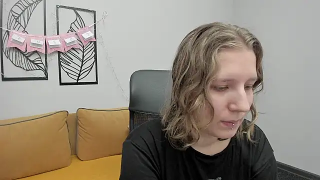 Hailey Foxy online show from February 13, 12:01 pm