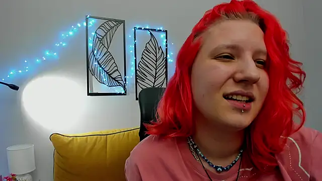 Snapshot of Hailey_Foxy chatting on April 20, 1:58 pm Hailey Foxy online show from April 20, 1:58 pm