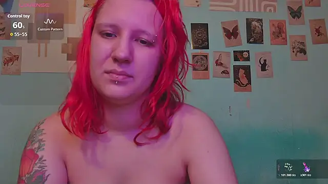 Snapshot of Hailey_Foxy chatting on June 17, 7:26 pm Hailey Foxy online show from June 17, 7:26 pm