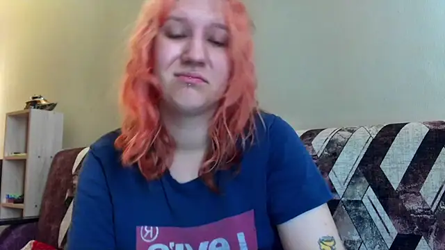 Snapshot of Hailey_Foxy chatting on July 24, 1:03 am Hailey Foxy online show from July 24, 1:03 am