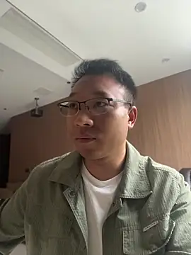 Snapshot of zhubo520 chatting on June 24, 2:43 am zhubo520 online show from June 24, 2:43 am