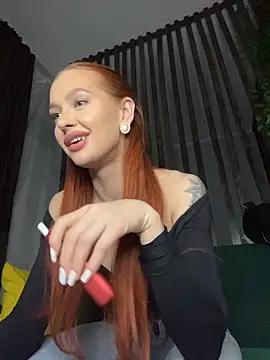 Snapshot of LittleFox___ chatting on March 22, 9:18 pm LittleFox online show from March 22, 9:18 pm