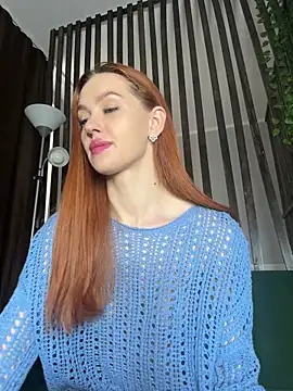 Snapshot of LittleFox___ chatting on April 25, 7:33 am LittleFox online show from April 25, 7:33 am