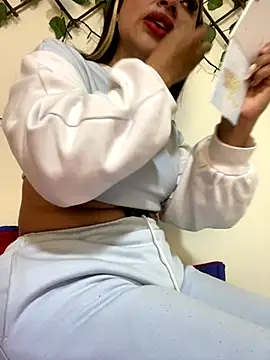JesicaHorny69 online show from October 15, 2:06 pm