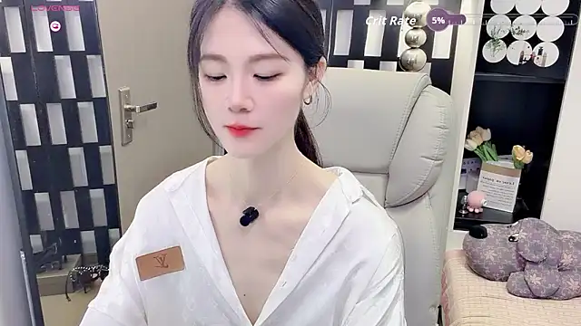 Yueyue-MM online show from June 6, 12:05 am