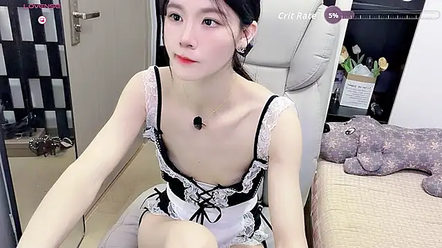 Snapshot of Yueyue-MM chatting on July 23, 1:58 am Yueyue-MM online show from July 23, 1:58 am