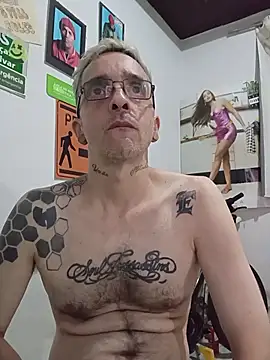 dinho carioca online show from February 5, 4:28 am