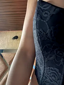 Laila Pink online show from November 4, 7:35 pm