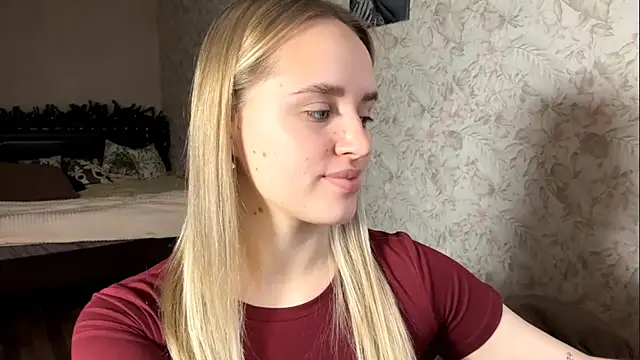 ElisabetLorney online show from December 5, 8:12 am